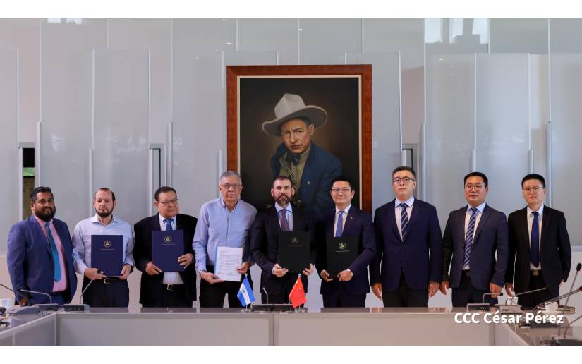 Nicaragua y China firman contratos para el Proyecto Solar ENESOLAR 3 en Masaya